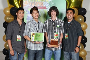 Jonathan Palompo, Justin Calpito, Jason Schaake and teacher Jason Tamura