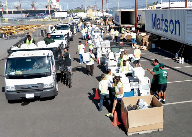 Photo courtesy Larry Wiss, University of Hawaii Photo courtesy Larry Wiss, University of Hawaii