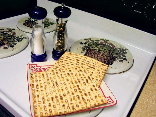 hyc_matzoh_crackers