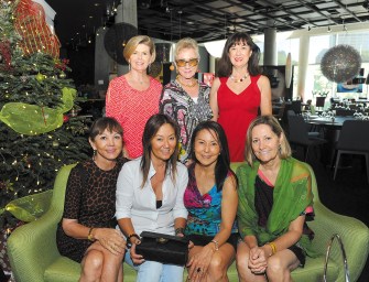 Low Tea And Fashion Show