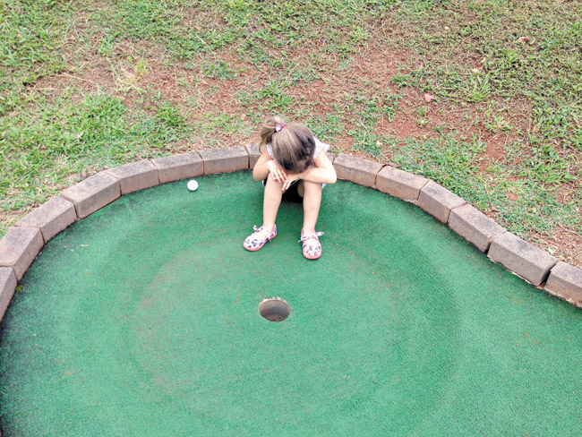 Hana had a hard time after not making a hole-in-one all day. She is not the first to be crushed by golf TANNYA JOAQUIN PHOTO