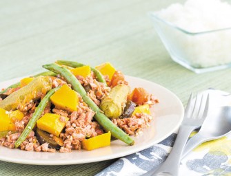 Mom’s Secret To Rich, Flavorful Pinakbet