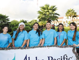 Kaimuki Christmas Parade