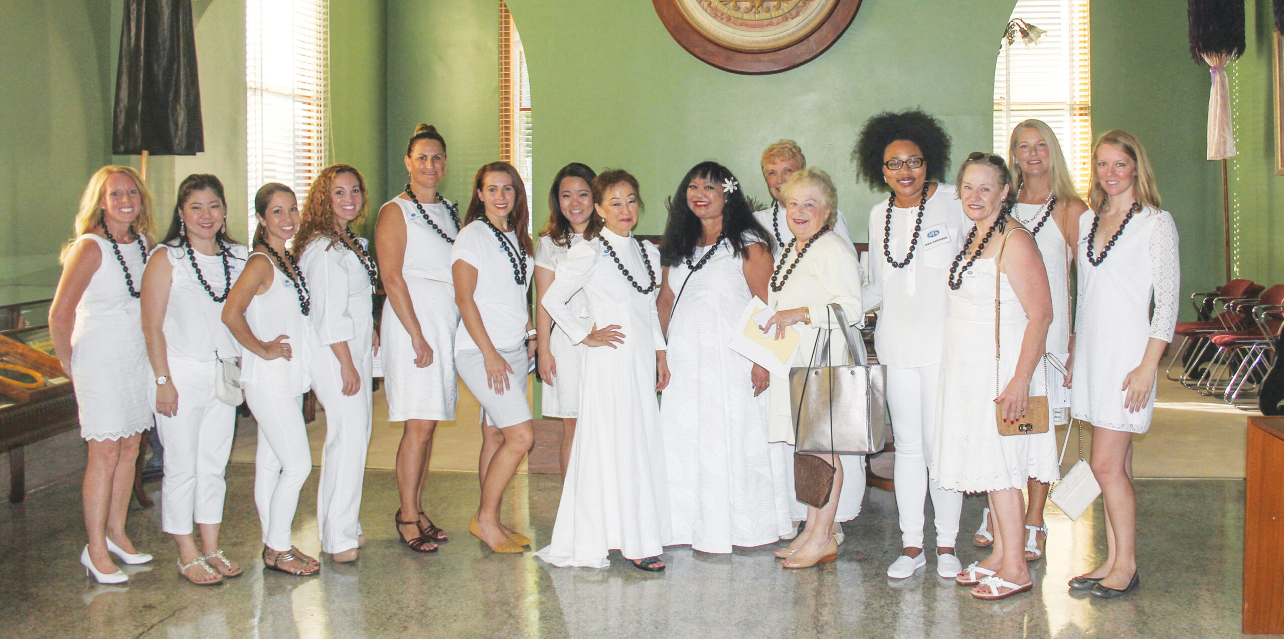A group of Junior League of Honolulu members volunteer at ‘Iolani Palace. (Photo courtesy Junior league of Honolulu)